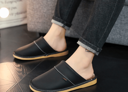 Men’s Warm-Lined Closed-Toe Slip-On House Slippers