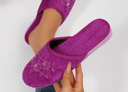 Women’s Floral Embroidered Closed-Toe Indoor Mule Slippers