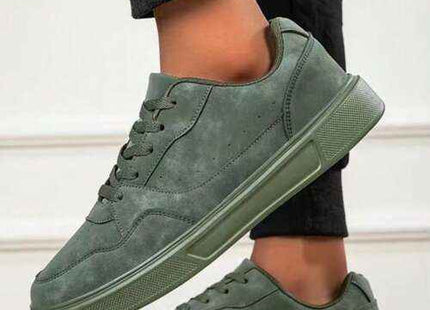 Unisex Lightweight Lace-Up Low-Top Casual Sneakers